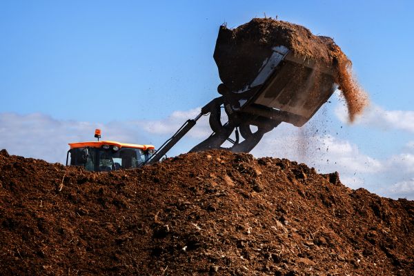 Dirt Spreading in Pasco