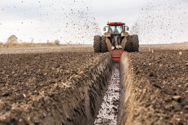 Drainage Digging in Pasco